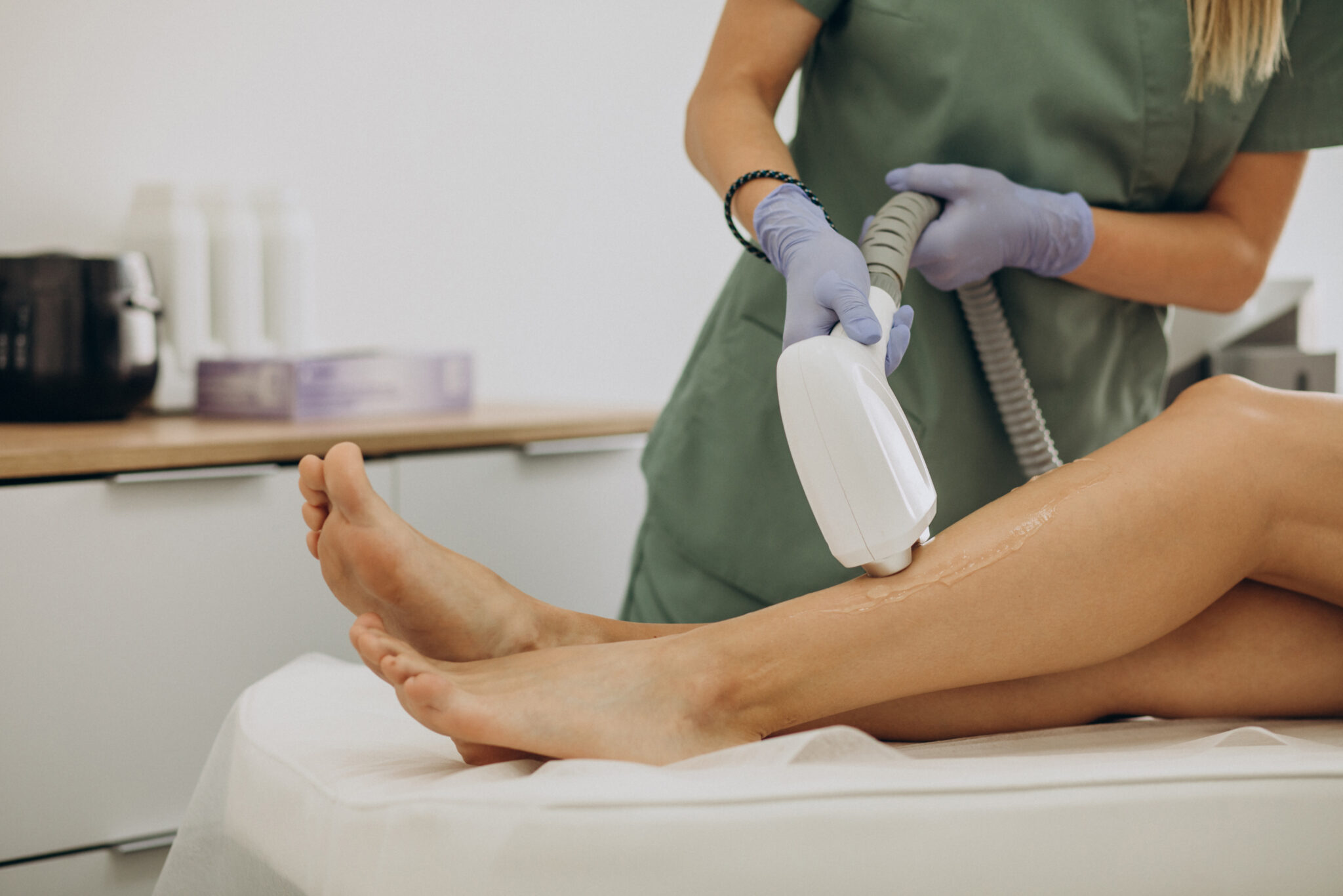 laser-epilation-hair-removal-therapy-scaled